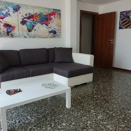 Apartamento Primopiano - *