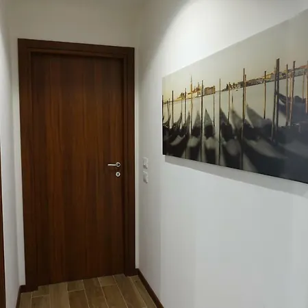 Apartamento Primopiano - *